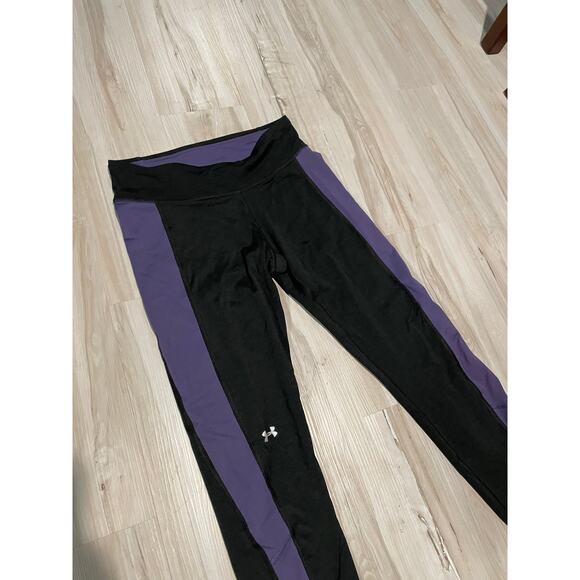 Under Armour black and purple striped leggings size Medium - Picture 3 of 5